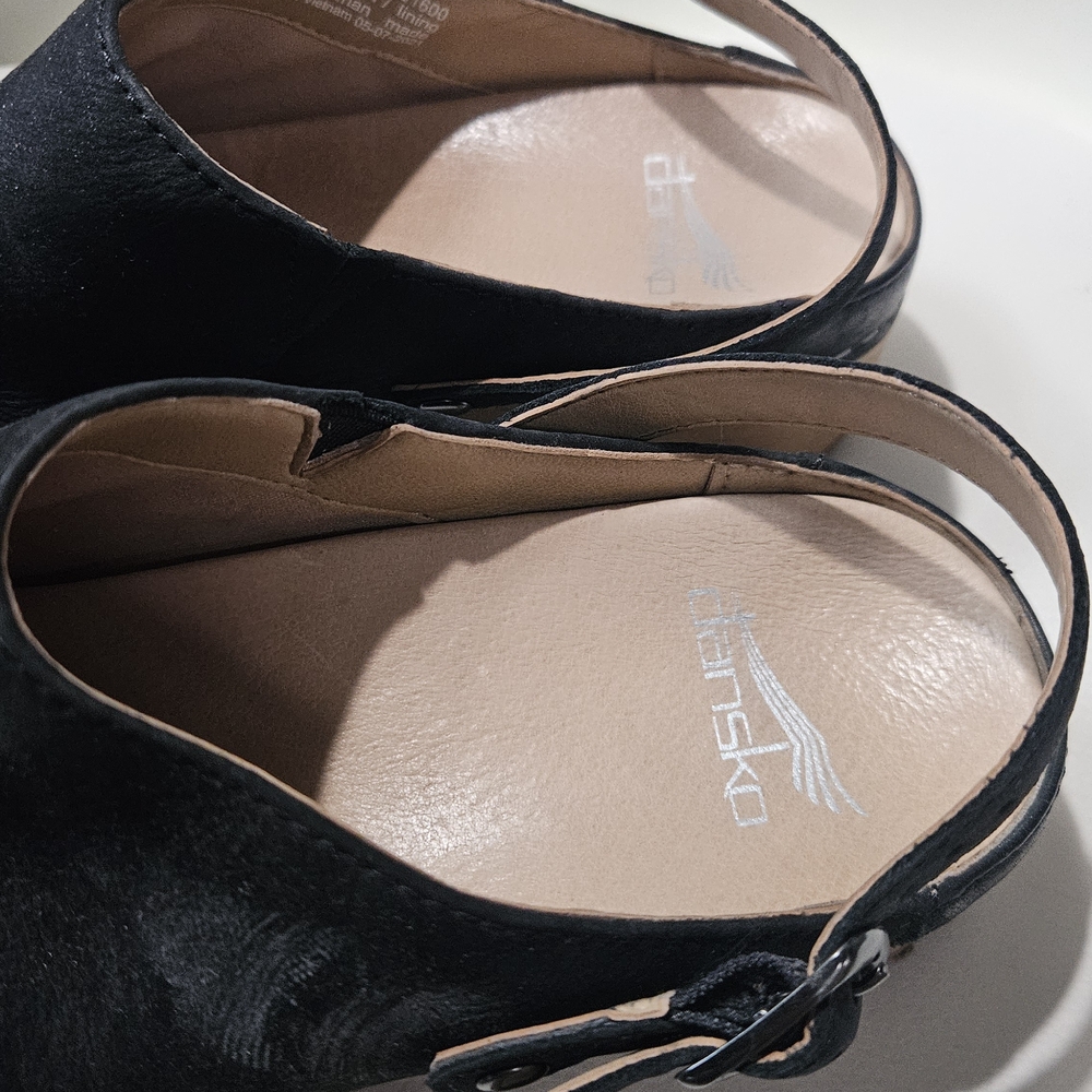 Dansko Black Leather Slingback Clogs with Wood-Look Sole - Picture 3 of 6